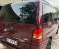 Красный Мерседес Вито, объемом двигателя 2.1 л и пробегом 300 тыс. км за 6200 $, фото 3 на Automoto.ua