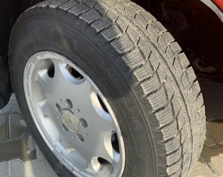 Красный Мерседес Вито, объемом двигателя 2.2 л и пробегом 420 тыс. км за 3350 $, фото 7 на Automoto.ua