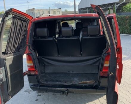 Красный Мерседес Вито, объемом двигателя 2.2 л и пробегом 420 тыс. км за 3350 $, фото 6 на Automoto.ua