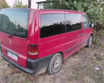 Червоний Мерседес Віто, об'ємом двигуна 0 л та пробігом 300 тис. км за 4050 $, фото 2 на Automoto.ua