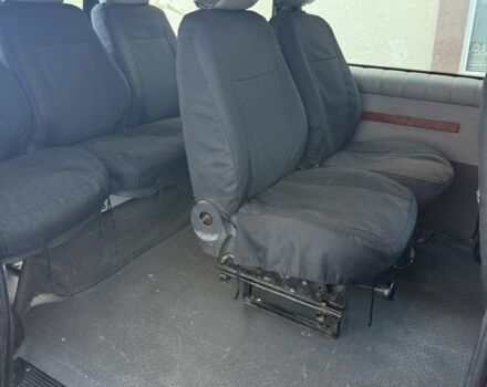 Червоний Мерседес Віто, об'ємом двигуна 2.1 л та пробігом 376 тис. км за 4800 $, фото 6 на Automoto.ua