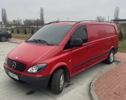 Червоний Мерседес Віто, об'ємом двигуна 2.1 л та пробігом 500 тис. км за 6300 $, фото 1 на Automoto.ua