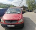Красный Мерседес Вито, объемом двигателя 2.1 л и пробегом 160 тыс. км за 3000 $, фото 1 на Automoto.ua