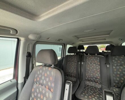 Красный Мерседес Вито, объемом двигателя 2.2 л и пробегом 346 тыс. км за 4000 $, фото 11 на Automoto.ua