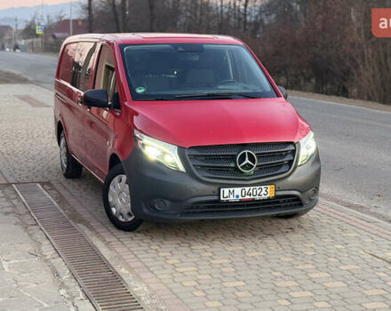 Червоний Мерседес Віто, об'ємом двигуна 1.95 л та пробігом 228 тис. км за 23900 $, фото 6 на Automoto.ua