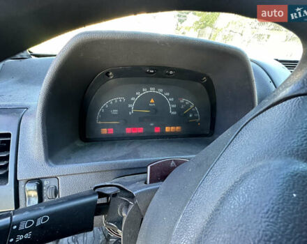 Червоний Мерседес Віто, об'ємом двигуна 2.2 л та пробігом 450 тис. км за 2200 $, фото 11 на Automoto.ua