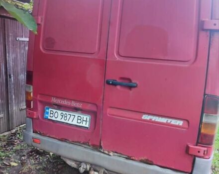 Червоний Мерседес Віто, об'ємом двигуна 2.87 л та пробігом 500 тис. км за 4000 $, фото 2 на Automoto.ua