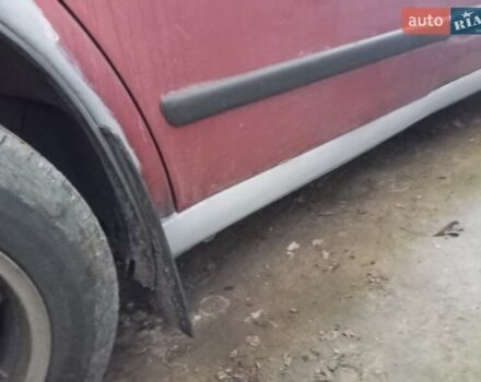 Мерседес Вито 1998 в Сумах на Automoto.ua Красный Мерседес Вито, объемом двигателя 2.3 л и пробегом 385 тыс. км за 3999 $, фото 4 на Automoto.ua