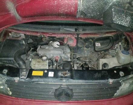 Красный Мерседес Вито, объемом двигателя 0 л и пробегом 490 тыс. км за 2500 $, фото 7 на Automoto.ua