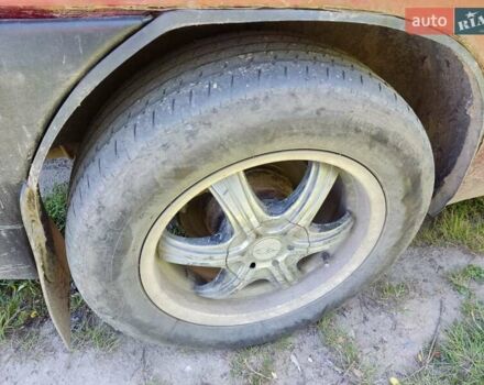 Мерседес Вито 1998 в Сумах на Automoto.ua Красный Мерседес Вито, объемом двигателя 2.3 л и пробегом 385 тыс. км за 3999 $, фото 17 на Automoto.ua