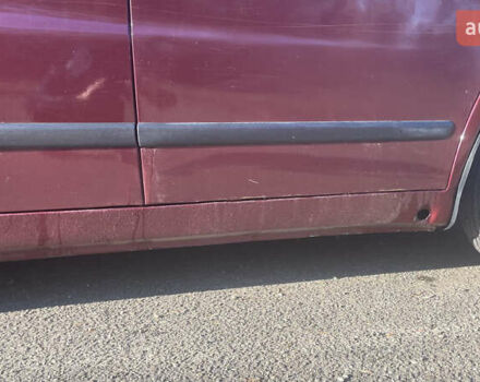 Красный Мерседес Вито, объемом двигателя 2.3 л и пробегом 999 тыс. км за 3000 $, фото 14 на Automoto.ua