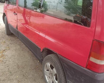 Червоний Мерседес Віто, об'ємом двигуна 2.3 л та пробігом 320 тис. км за 3200 $, фото 4 на Automoto.ua