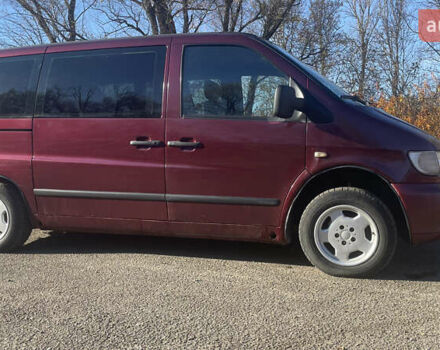 Красный Мерседес Вито, объемом двигателя 2.3 л и пробегом 999 тыс. км за 3000 $, фото 17 на Automoto.ua