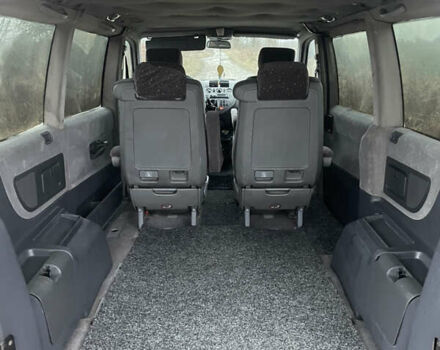 Красный Мерседес Вито, объемом двигателя 2.3 л и пробегом 999 тыс. км за 3000 $, фото 23 на Automoto.ua