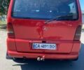 Красный Мерседес Вито, объемом двигателя 2.2 л и пробегом 300 тыс. км за 5300 $, фото 5 на Automoto.ua
