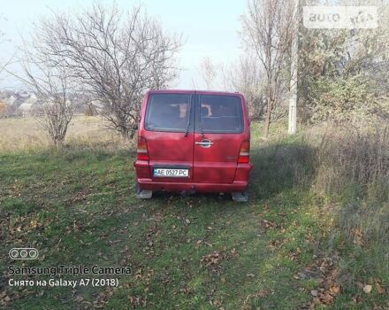 Червоний Мерседес Віто, об'ємом двигуна 2.2 л та пробігом 590 тис. км за 6500 $, фото 4 на Automoto.ua