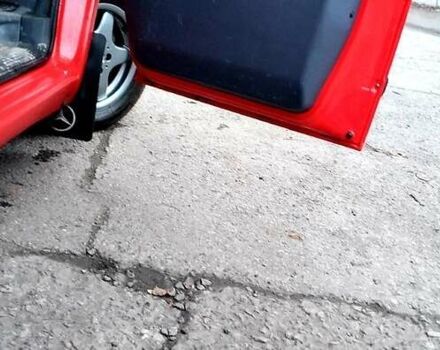 Красный Мерседес Вито, объемом двигателя 2.2 л и пробегом 267 тыс. км за 5300 $, фото 3 на Automoto.ua