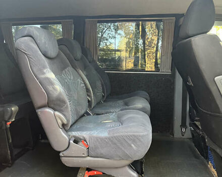 Мерседес Вито 2000 в Хотине на Automoto.ua Красный Мерседес Вито, объемом двигателя 2.15 л и пробегом 400 тыс. км за 4800 $, фото 10 на Automoto.ua