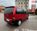 Красный Мерседес Вито, объемом двигателя 2.15 л и пробегом 350 тыс. км за 3950 $, фото 1 на Automoto.ua