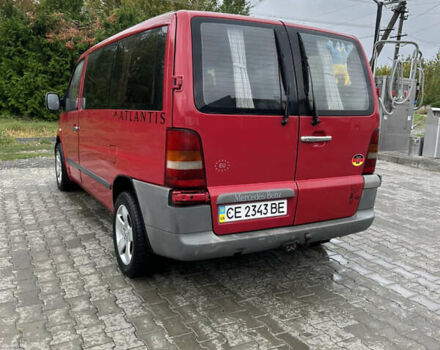 Красный Мерседес Вито, объемом двигателя 2.15 л и пробегом 195 тыс. км за 5500 $, фото 3 на Automoto.ua