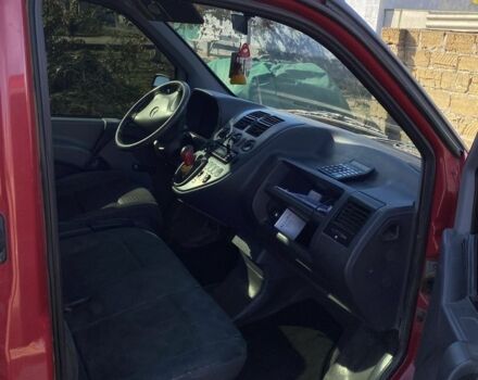 Червоний Мерседес Віто, об'ємом двигуна 2.1 л та пробігом 315 тис. км за 4300 $, фото 7 на Automoto.ua