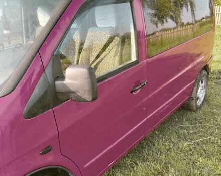 Красный Мерседес Вито, объемом двигателя 2.2 л и пробегом 340 тыс. км за 5000 $, фото 1 на Automoto.ua