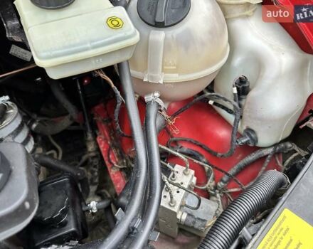 Червоний Мерседес Віто, об'ємом двигуна 2.15 л та пробігом 350 тис. км за 4950 $, фото 30 на Automoto.ua