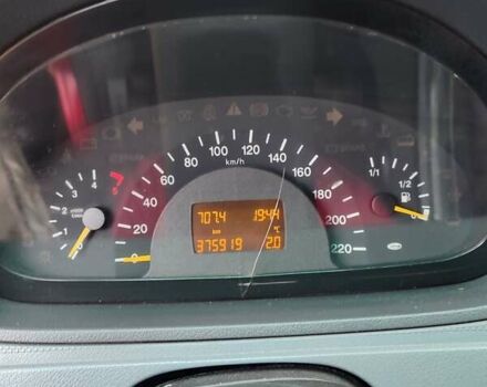 Червоний Мерседес Віто, об'ємом двигуна 2.15 л та пробігом 375 тис. км за 5450 $, фото 5 на Automoto.ua