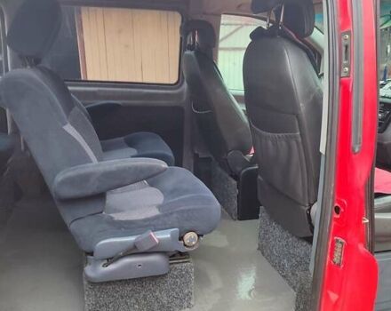 Червоний Мерседес Віто, об'ємом двигуна 2.15 л та пробігом 375 тис. км за 5450 $, фото 16 на Automoto.ua