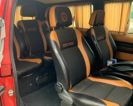 Красный Мерседес Вито, объемом двигателя 2.15 л и пробегом 238 тыс. км за 6200 $, фото 9 на Automoto.ua