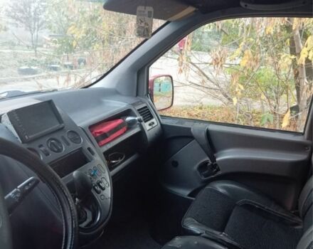 Червоний Мерседес Віто, об'ємом двигуна 0 л та пробігом 270 тис. км за 2500 $, фото 4 на Automoto.ua