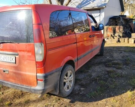 Красный Мерседес Вито, объемом двигателя 2.1 л и пробегом 420 тыс. км за 4200 $, фото 5 на Automoto.ua