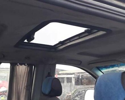 Красный Мерседес Вито, объемом двигателя 2.1 л и пробегом 391 тыс. км за 5700 $, фото 8 на Automoto.ua