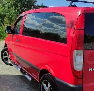 Красный Мерседес Вито, объемом двигателя 2.15 л и пробегом 235 тыс. км за 7800 $, фото 4 на Automoto.ua