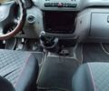 Красный Мерседес Вито, объемом двигателя 2.2 л и пробегом 402 тыс. км за 6800 $, фото 7 на Automoto.ua
