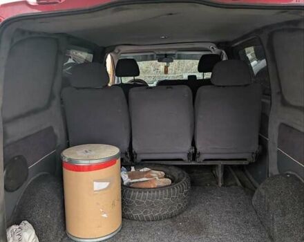 Красный Мерседес Вито, объемом двигателя 2.15 л и пробегом 225 тыс. км за 6300 $, фото 8 на Automoto.ua