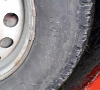 Красный Мерседес Вито, объемом двигателя 2.1 л и пробегом 391 тыс. км за 5700 $, фото 13 на Automoto.ua