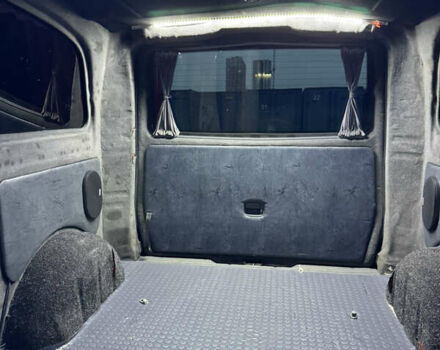 Червоний Мерседес Віто, об'ємом двигуна 2.15 л та пробігом 424 тис. км за 7200 $, фото 25 на Automoto.ua