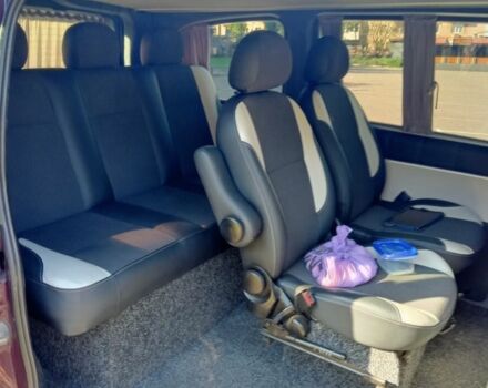 Красный Мерседес Вито, объемом двигателя 2.1 л и пробегом 343 тыс. км за 7900 $, фото 4 на Automoto.ua