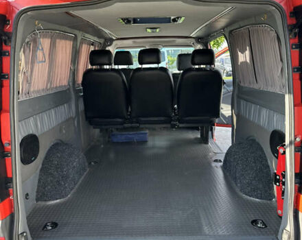 Красный Мерседес Вито, объемом двигателя 2.15 л и пробегом 350 тыс. км за 11500 $, фото 10 на Automoto.ua