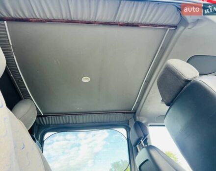 Червоний Мерседес Віто, об'ємом двигуна 2.15 л та пробігом 400 тис. км за 4950 $, фото 30 на Automoto.ua