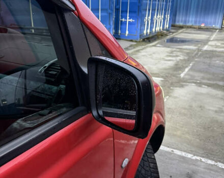 Червоний Мерседес Віто, об'ємом двигуна 2.15 л та пробігом 424 тис. км за 7200 $, фото 10 на Automoto.ua