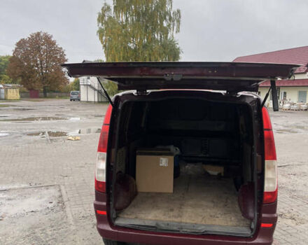 Красный Мерседес Вито, объемом двигателя 2.15 л и пробегом 4 тыс. км за 7000 $, фото 8 на Automoto.ua