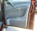 Красный Мерседес Вито, объемом двигателя 2.2 л и пробегом 261 тыс. км за 8990 $, фото 11 на Automoto.ua