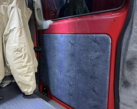 Червоний Мерседес Віто, об'ємом двигуна 2.15 л та пробігом 424 тис. км за 7200 $, фото 15 на Automoto.ua