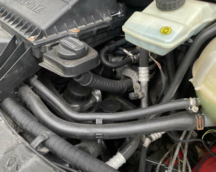 Красный Мерседес Вито, объемом двигателя 2.15 л и пробегом 389 тыс. км за 7750 $, фото 24 на Automoto.ua