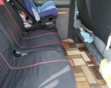 Червоний Мерседес Віто, об'ємом двигуна 2.2 л та пробігом 277 тис. км за 8300 $, фото 5 на Automoto.ua