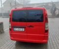 Красный Мерседес Вито, объемом двигателя 2.2 л и пробегом 320 тыс. км за 9500 $, фото 1 на Automoto.ua