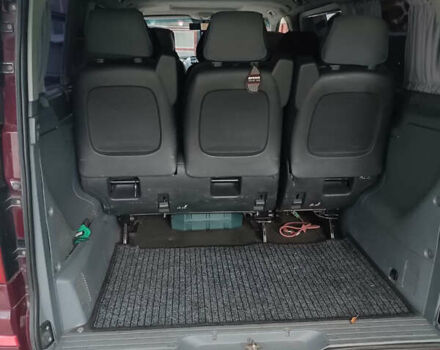 Красный Мерседес Вито, объемом двигателя 2.2 л и пробегом 400 тыс. км за 10200 $, фото 9 на Automoto.ua