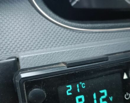 Красный Мерседес Вито, объемом двигателя 2.1 л и пробегом 1 тыс. км за 10000 $, фото 12 на Automoto.ua